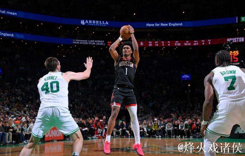 阿门全场13投5中，三分1中0得到14分12篮板6助攻